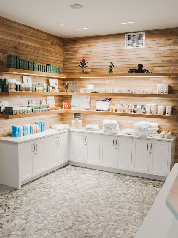 Couples treatment rooms, sauna, steam room, body treatments, body wraps