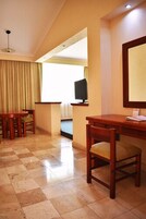 In-room safe, desk, free WiFi, bed sheets