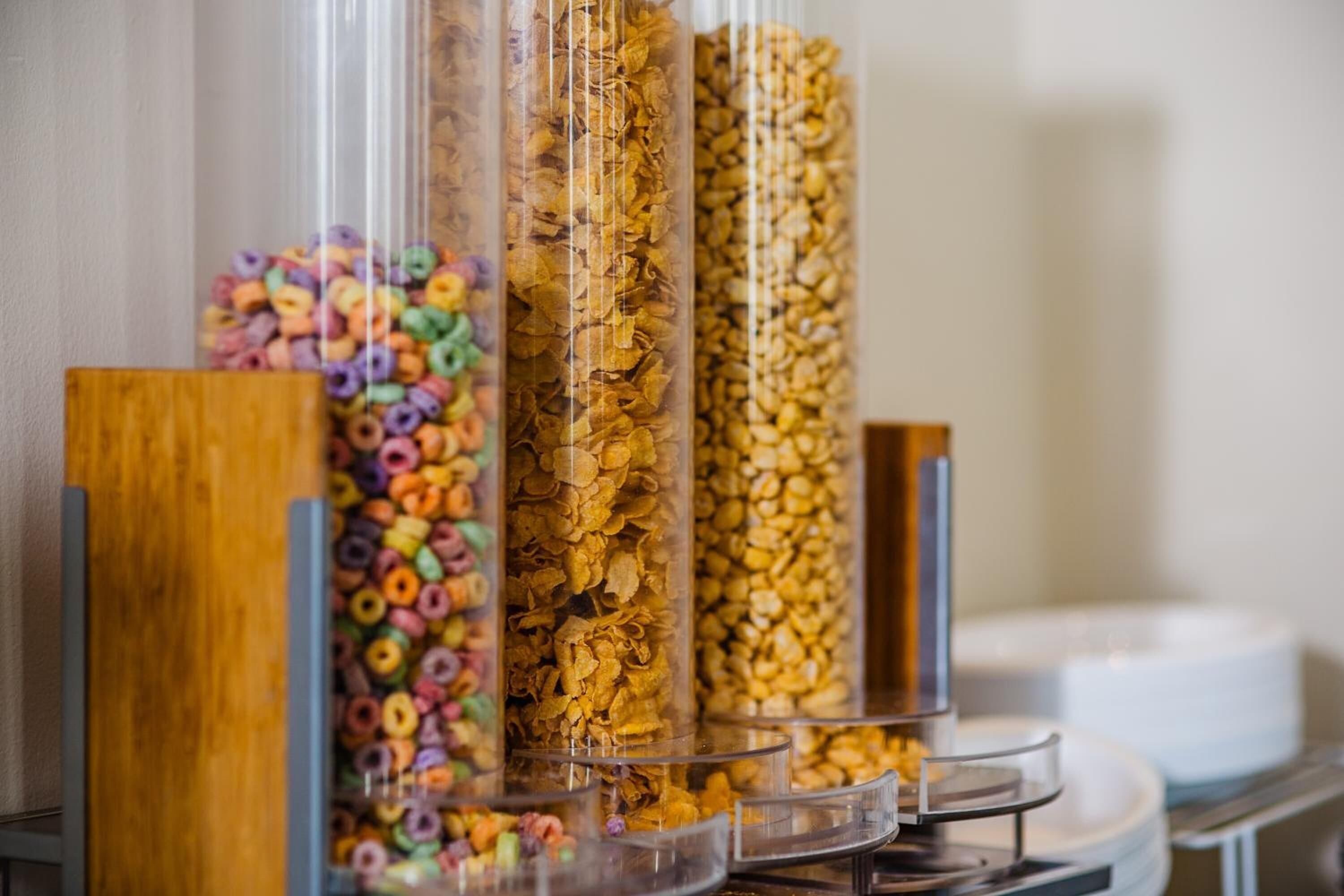 free daily full breakfast