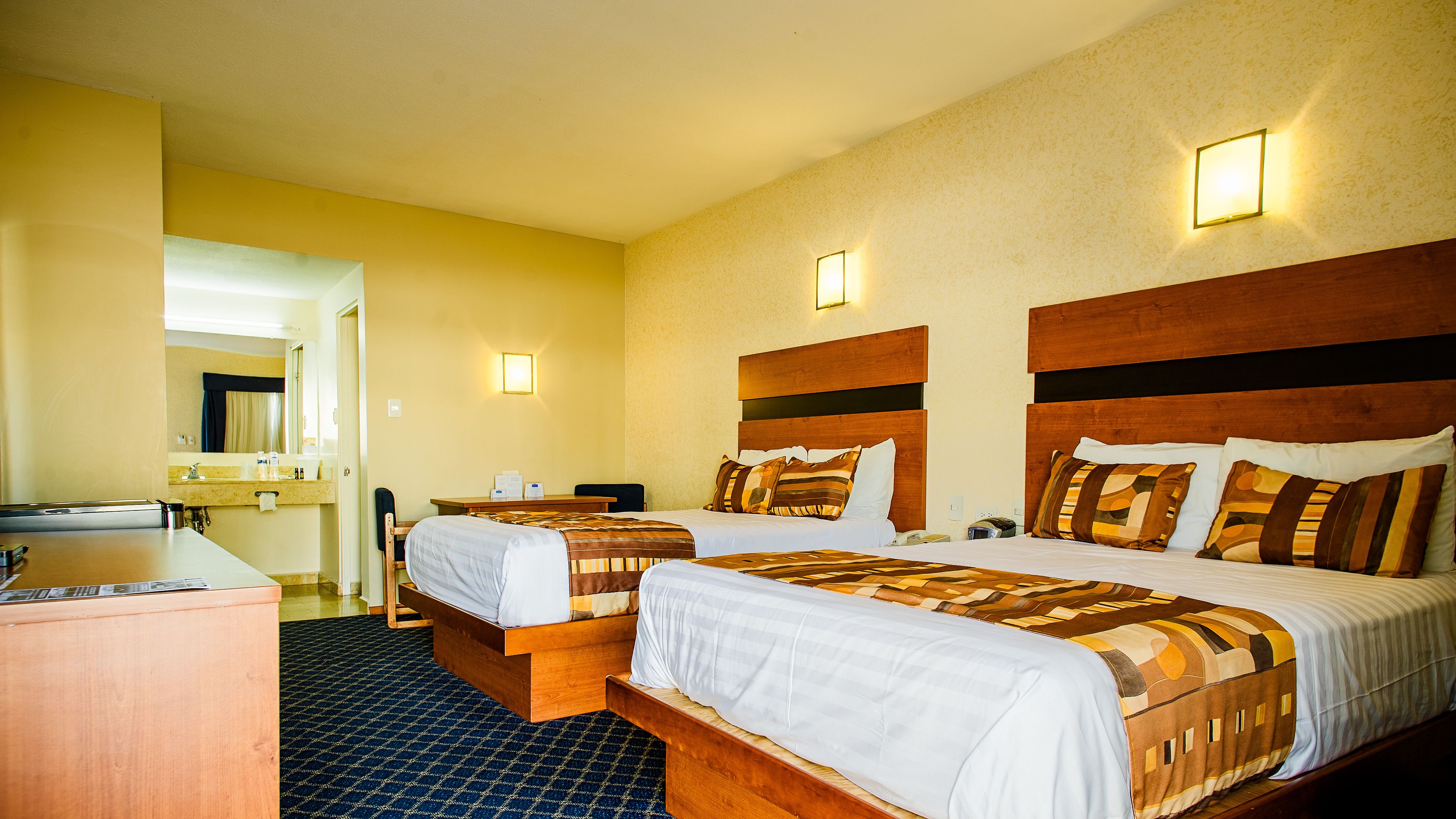 double room | minibar, in-room safe, iron/ironing board, free cots/infant beds