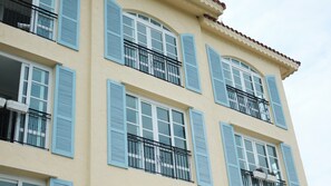 Exterior detail - De Pastel Hotel (Hua Hin)