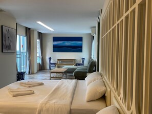 Familierom | Safe på rommet, blendingsgardiner og ekstrasenger (mot et tillegg)