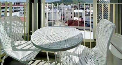 Hub Hua Hin 57 Hotel