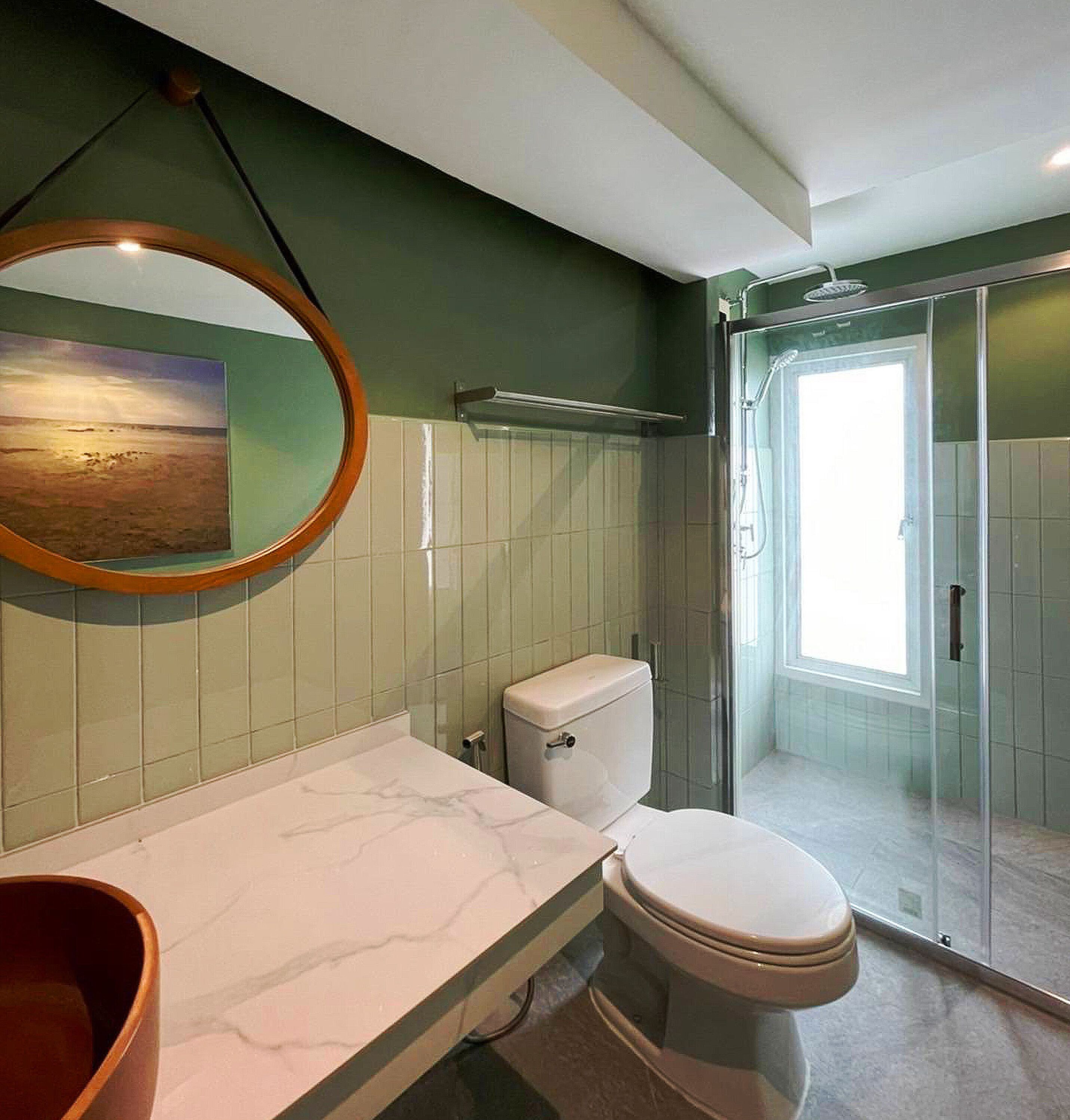 family room | bathroom | shower, free toiletries, hair dryer, towels