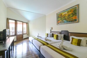 스탠다드 트리플룸 | 이집트산 면 시트, 고급 침구, 책상, 무료 WiFi