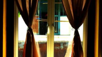 Vacation Home, Double Storey (3 Queen Beds and 1 Single) | Bathroom | Shower, towels