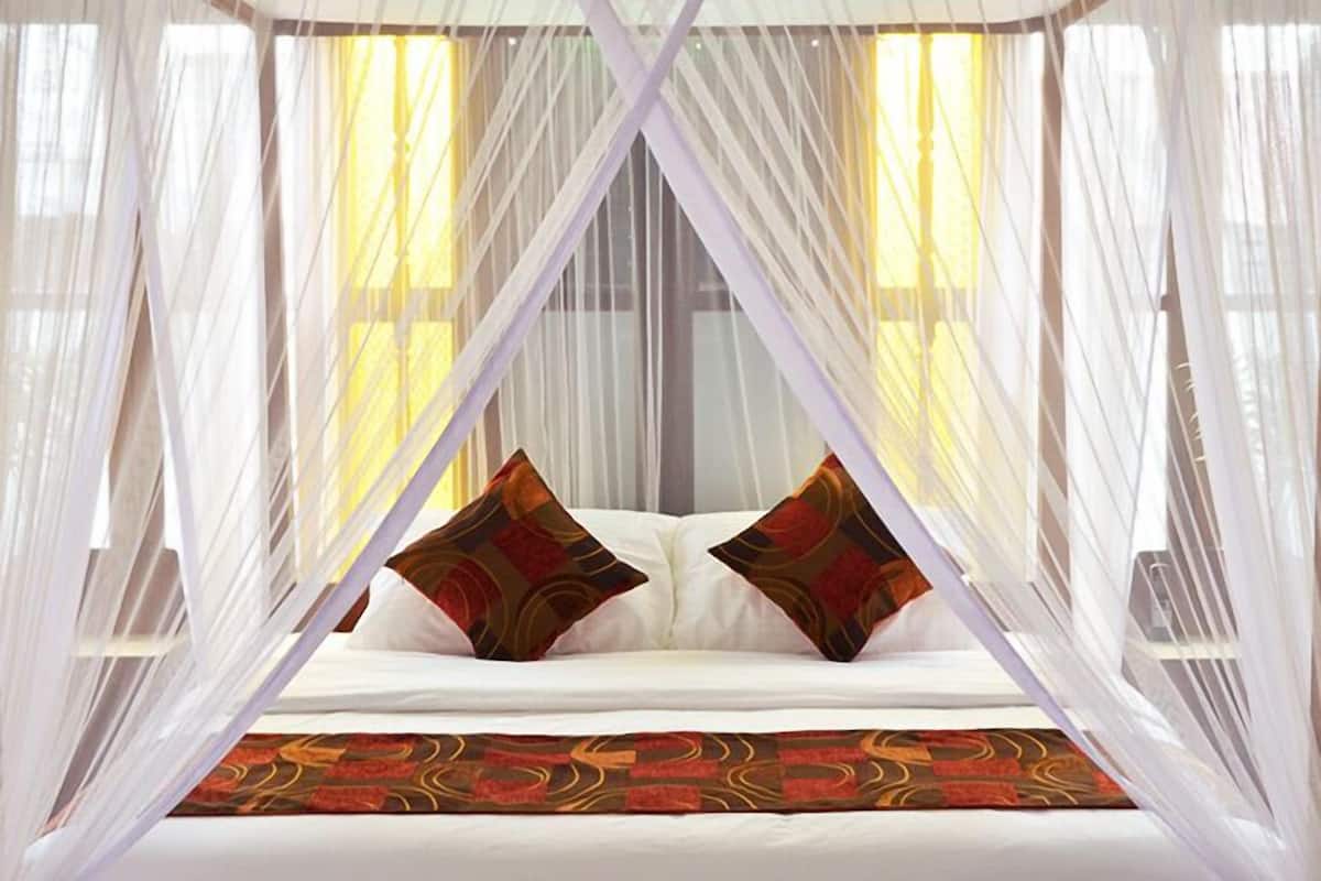 In-room safe, individually decorated, individually furnished
