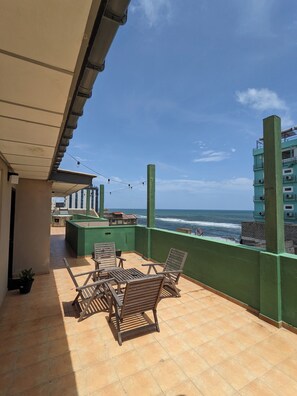 Budget Double Room | Terrace/patio - Palmyrah Residencies (Colombo)