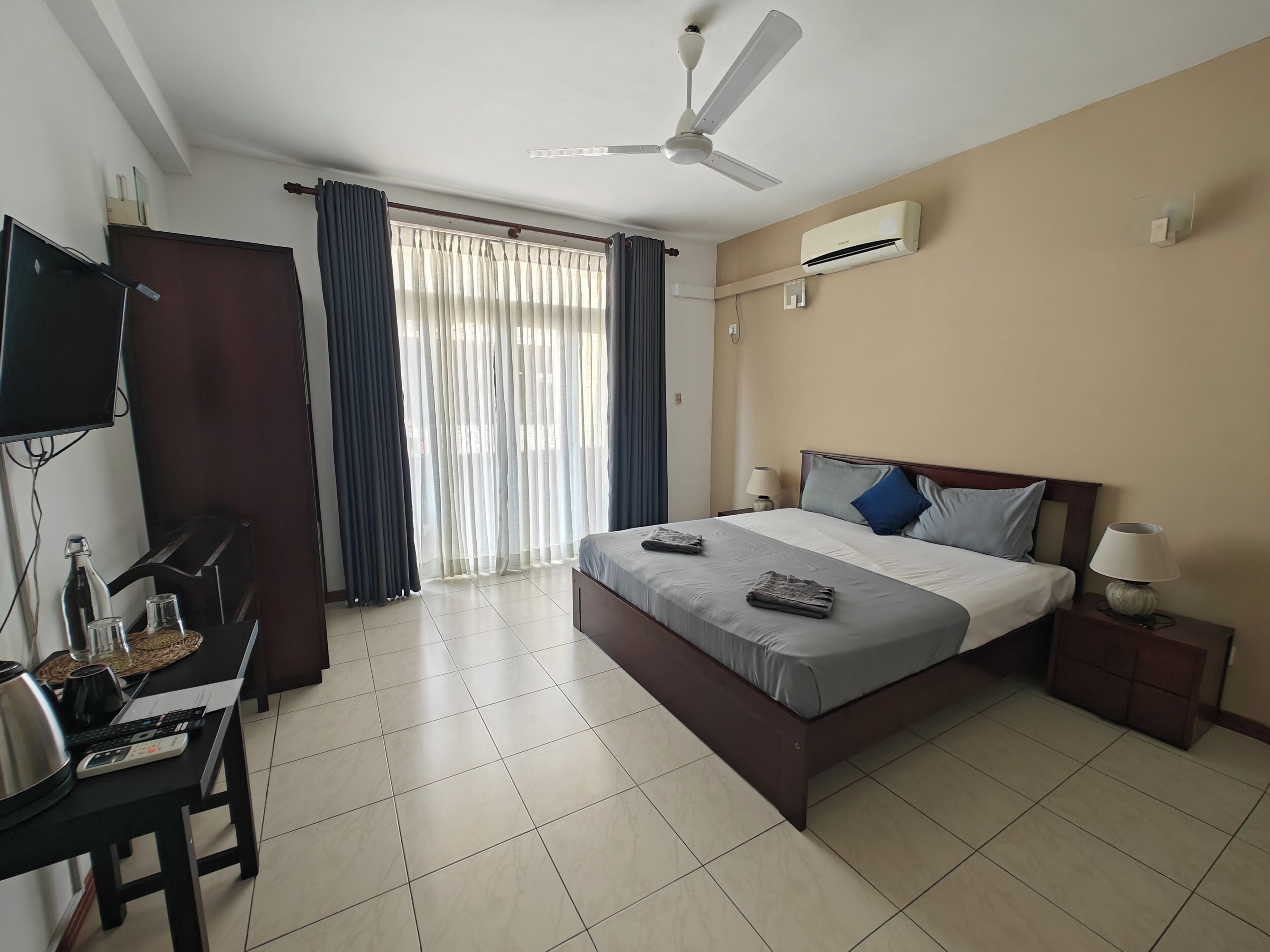 Superior Room, 1 King Bed, Non Smoking | Egyptian cotton sheets, premium bedding, pillowtop beds