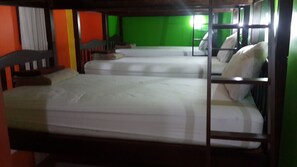 In-room safe, free WiFi, bed sheets