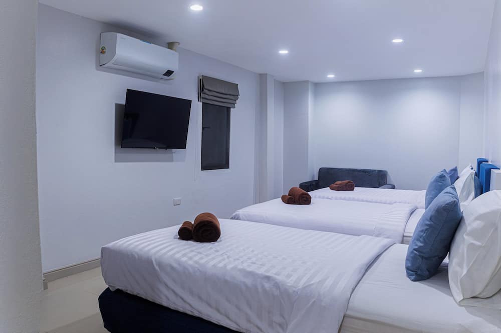 Silla Patong Boutique – Beach Walk Access