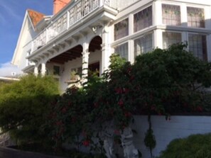 Garden - Motel Mayfair on Cavell (West Hobart)