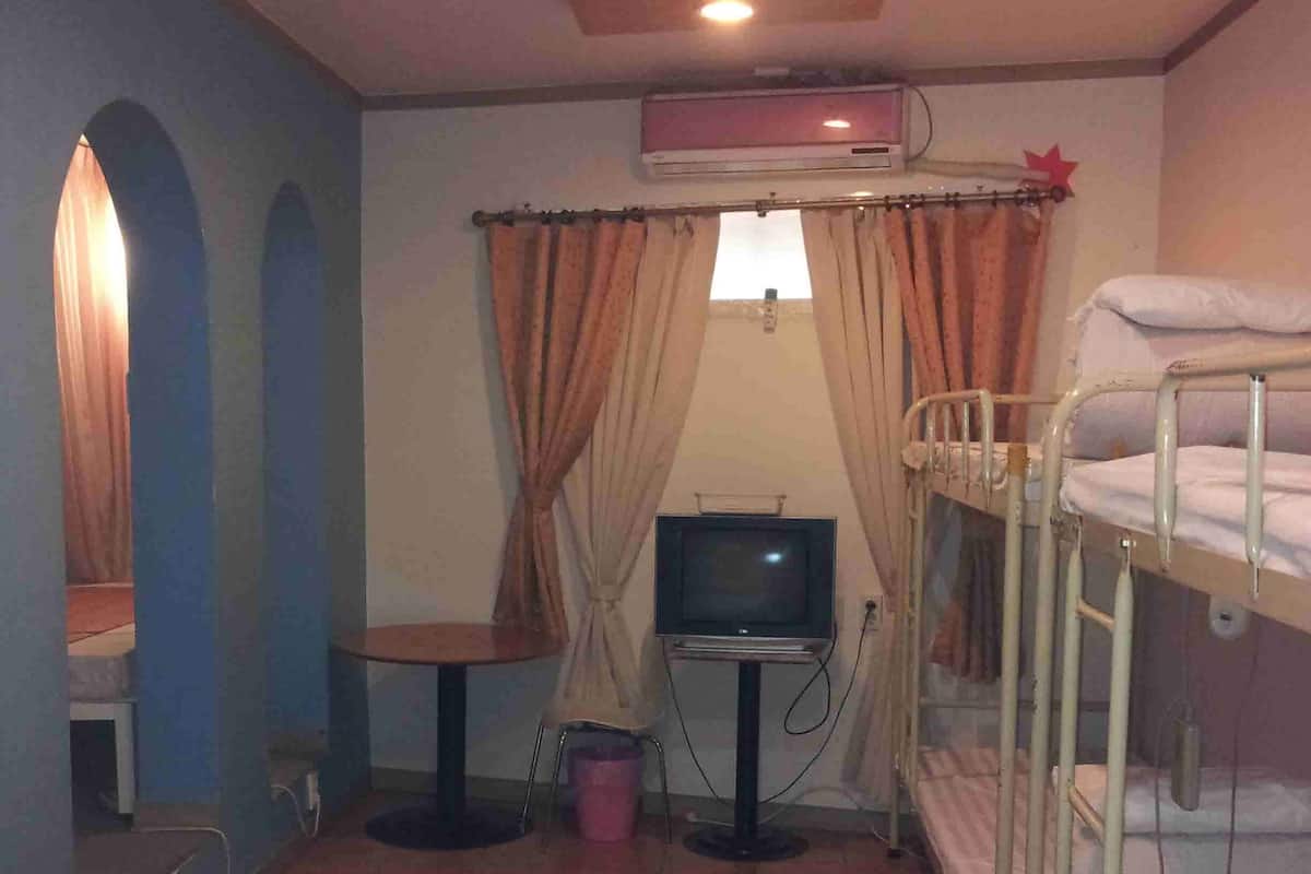 1 habitación, caja de seguridad en la habitación y cortinas blackout