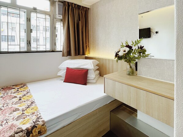 واي فاي مجانًا وملاءات أسرّة