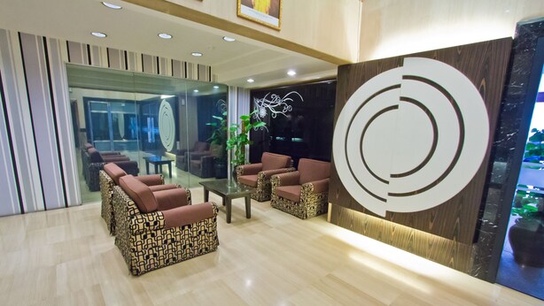 Lobby sitting area - Hotel Fortuna (Kuala Lumpur)