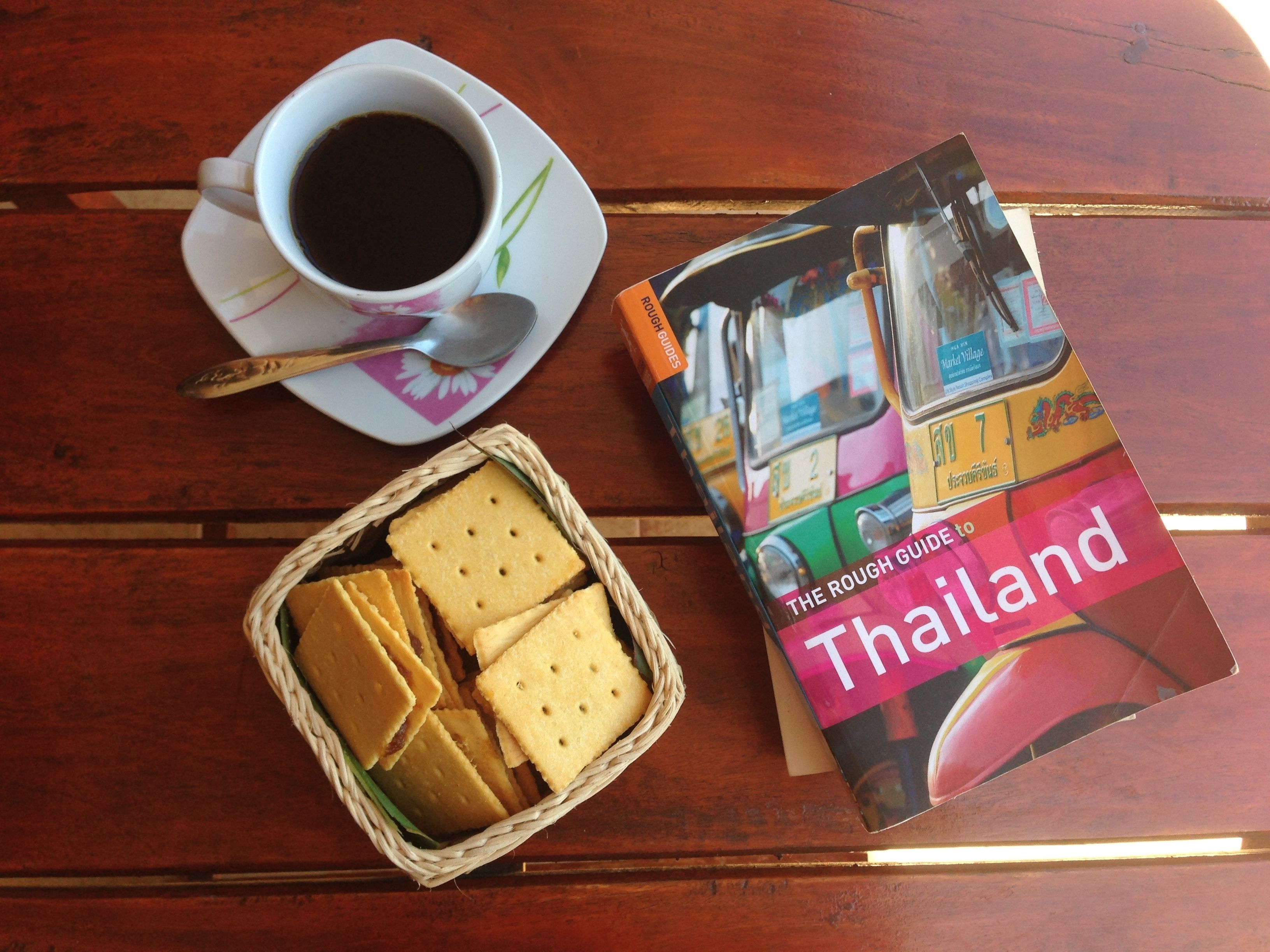 daily cooked-to-order breakfast (thb 200 per person)
