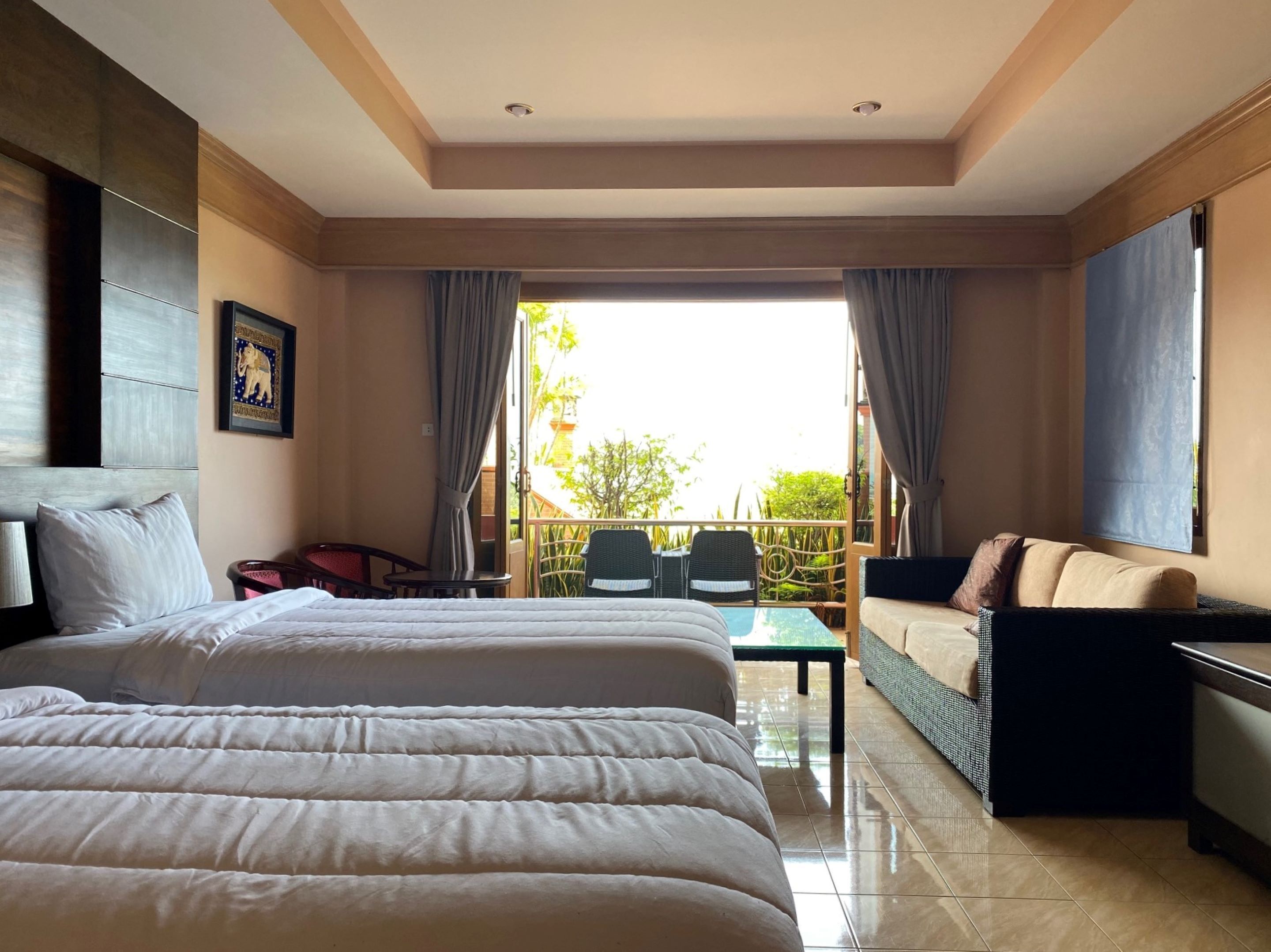 superior room, 2 single beds, sea view | in-room safe, desk, soundproofing, iron/ironing board