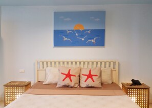 Rum - 1 queensize-säng | Minibar, värdeförvaringsskåp på rummet och unika möbler