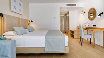Down comforters, minibar, in-room safe, desk