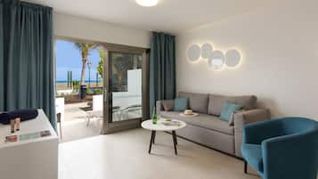 Standard Room, Ocean View (2 Adults and 1 Child) | Down comforters, minibar, in-room safe, desk