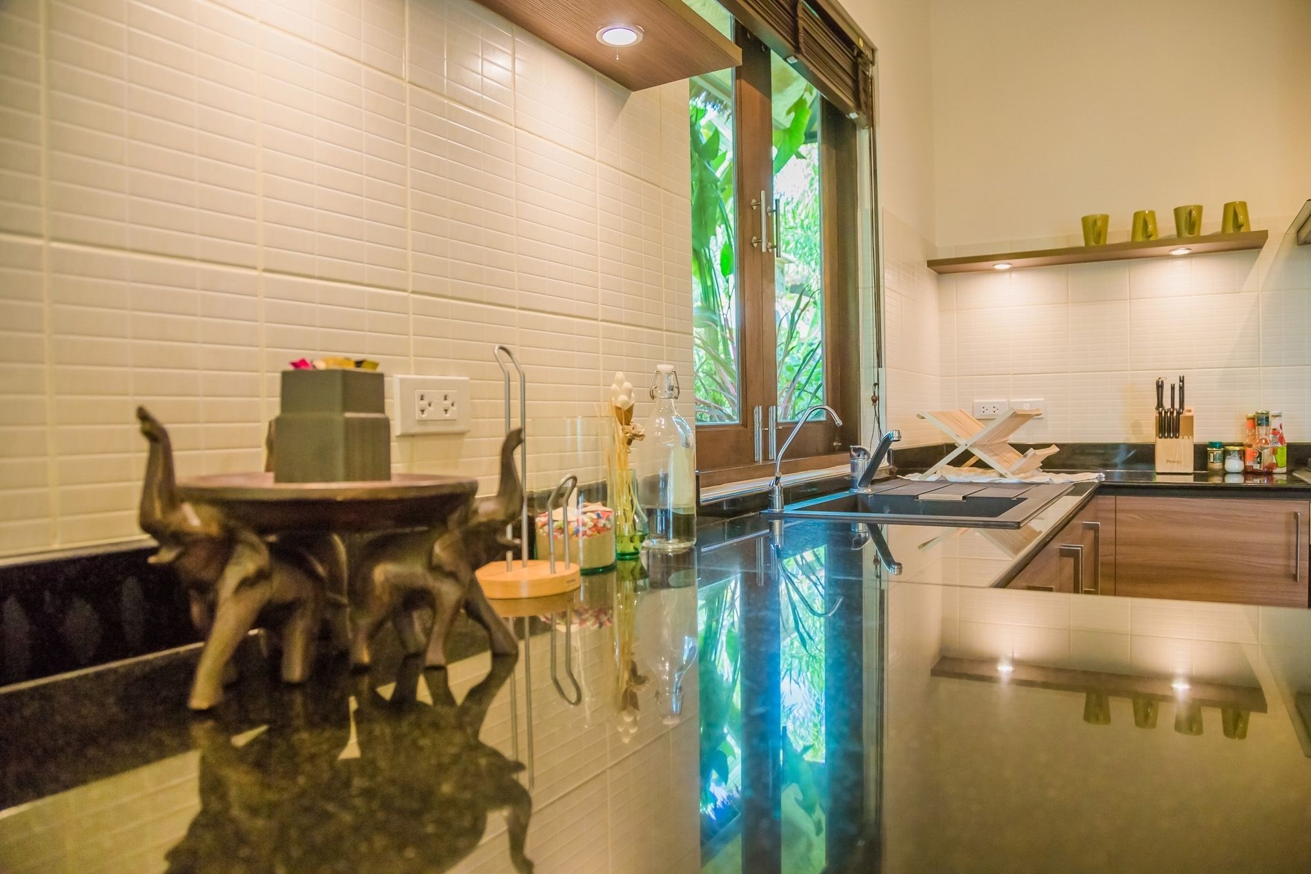 fridge, electric kettle