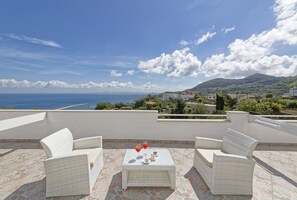 Habitación doble superior, vista al mar | Vista desde la habitación