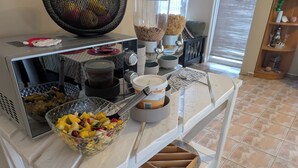 Daily English breakfast for a fee - Amarachi Guesthouse (Swakopmund)