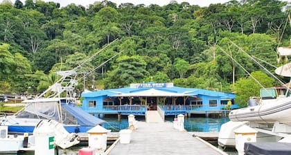 Fish Hook Marina & Lodge