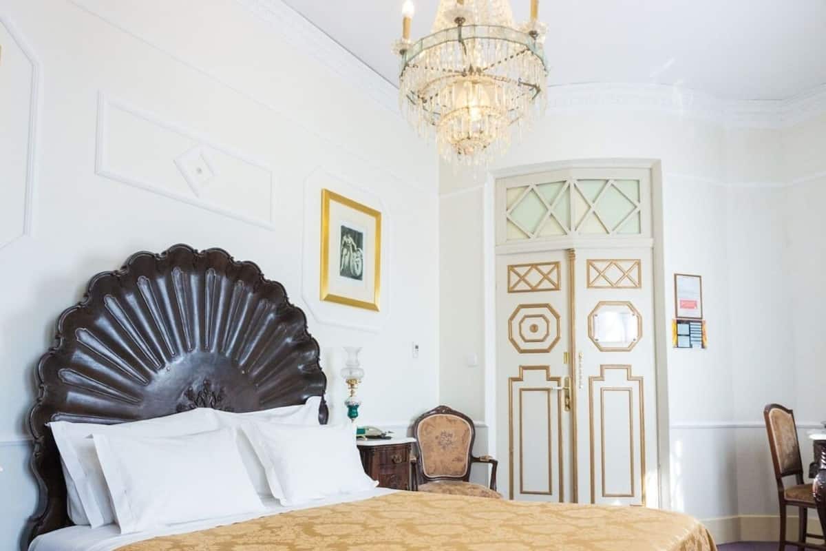 In-room safe, individually decorated, individually furnished, desk
