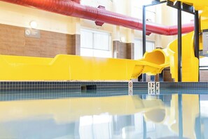 Una piscina techada