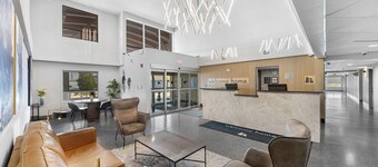 Home Inn and Suites Lloydminster