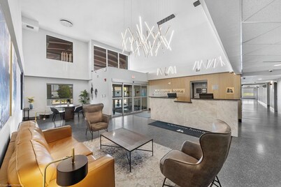 Home Inn and Suites Lloydminster