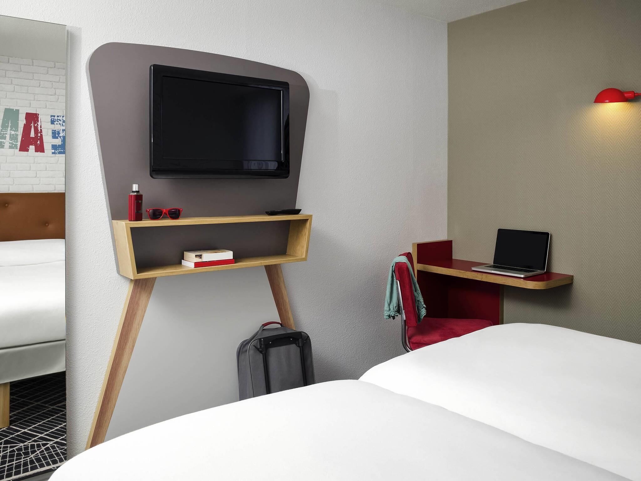 Standard Room, 2 Twin Beds | Premium bedding, pillowtop beds, individually furnished, desk