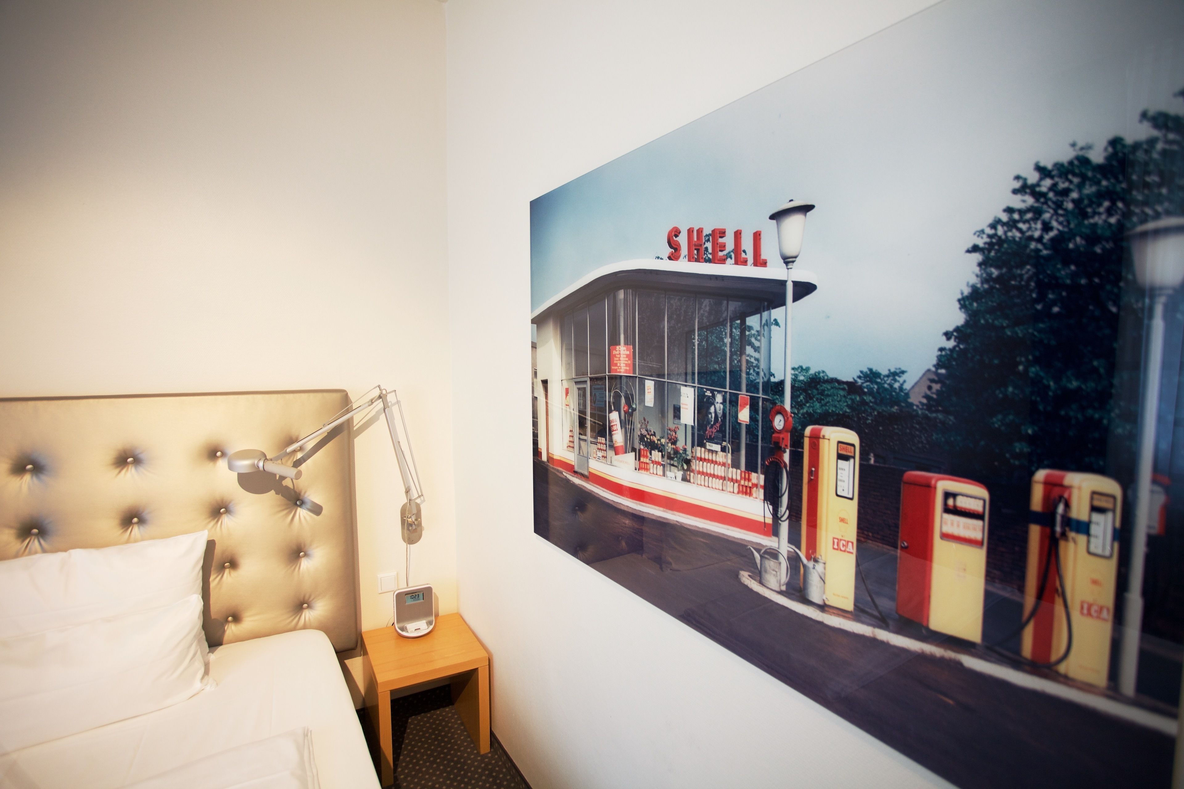 hypo-allergenic bedding, in-room safe, desk, blackout curtains