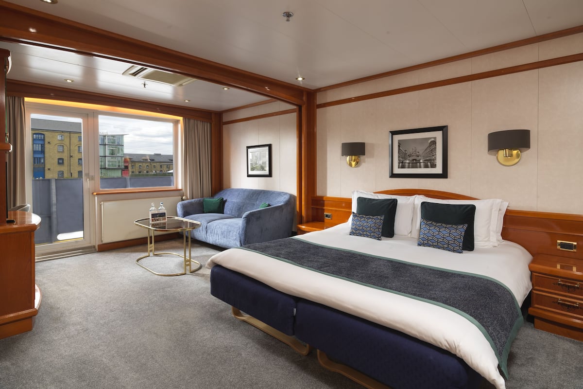 premium bedding, in-room safe, desk, iron/ironing board