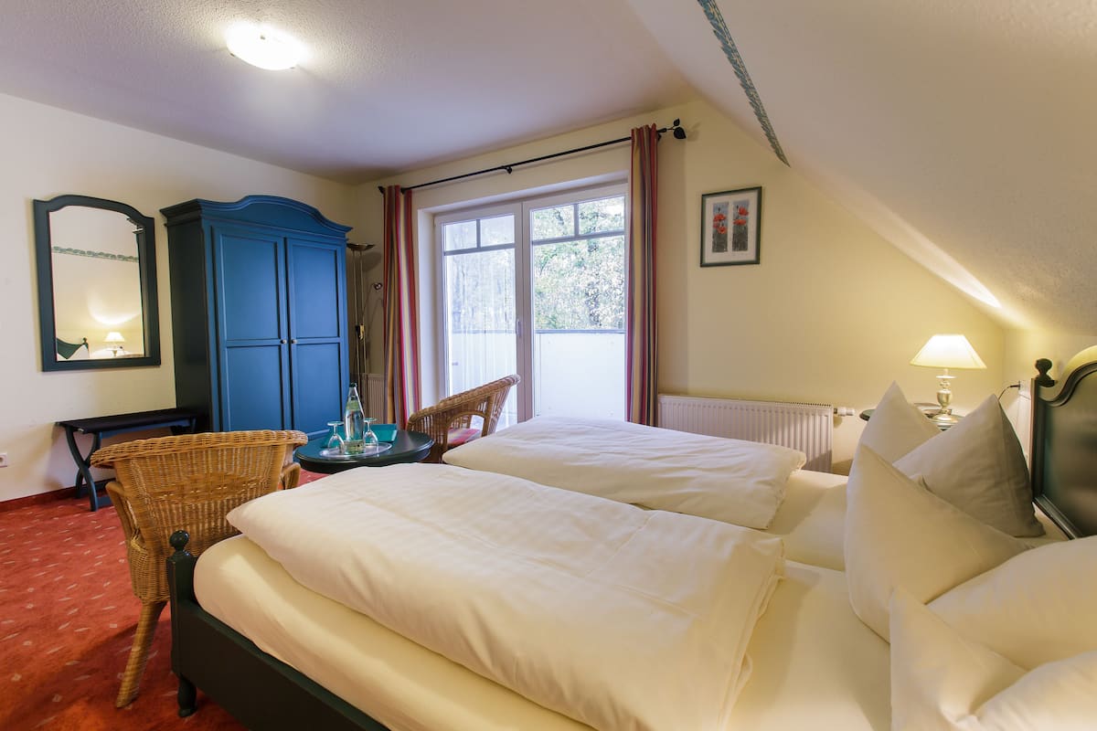 standard double room (plus) | 1 bedroom, hypo-allergenic bedding, in-room safe, individually furnished