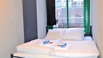 Double Room, Shared Bathroom | Individually decorated, free WiFi, bed sheets