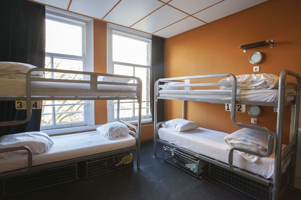 Individually decorated, free WiFi, bed sheets