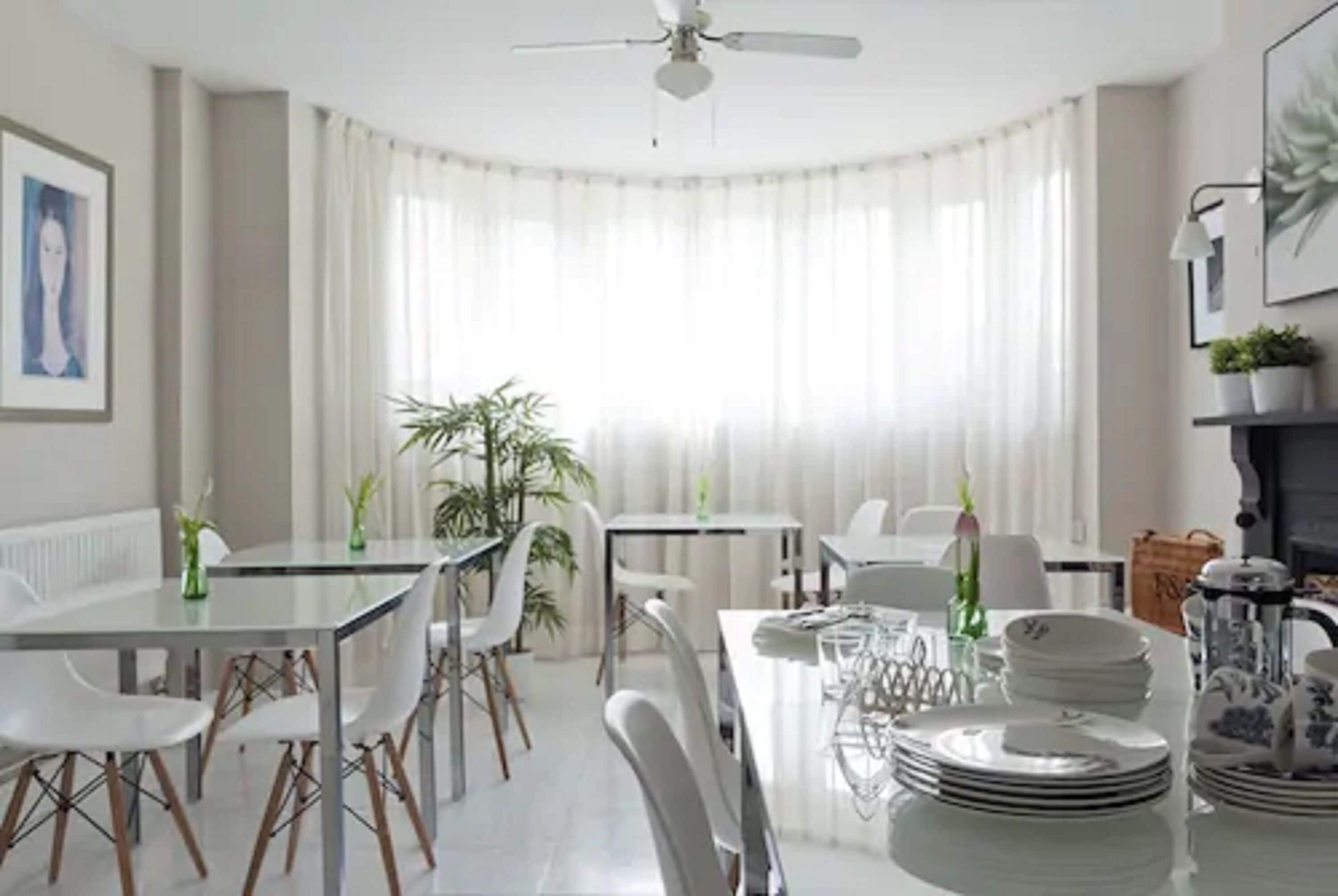 Free daily local cuisine breakfast 