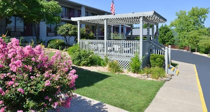 Ramada by Wyndham Branson