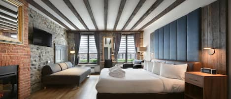 Superior Room, 1 King Bed