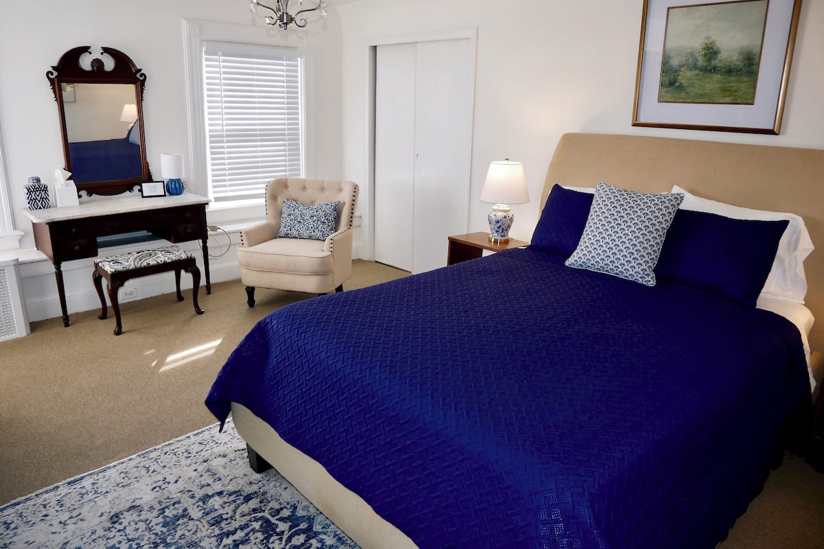 Third Floor Queen Suite