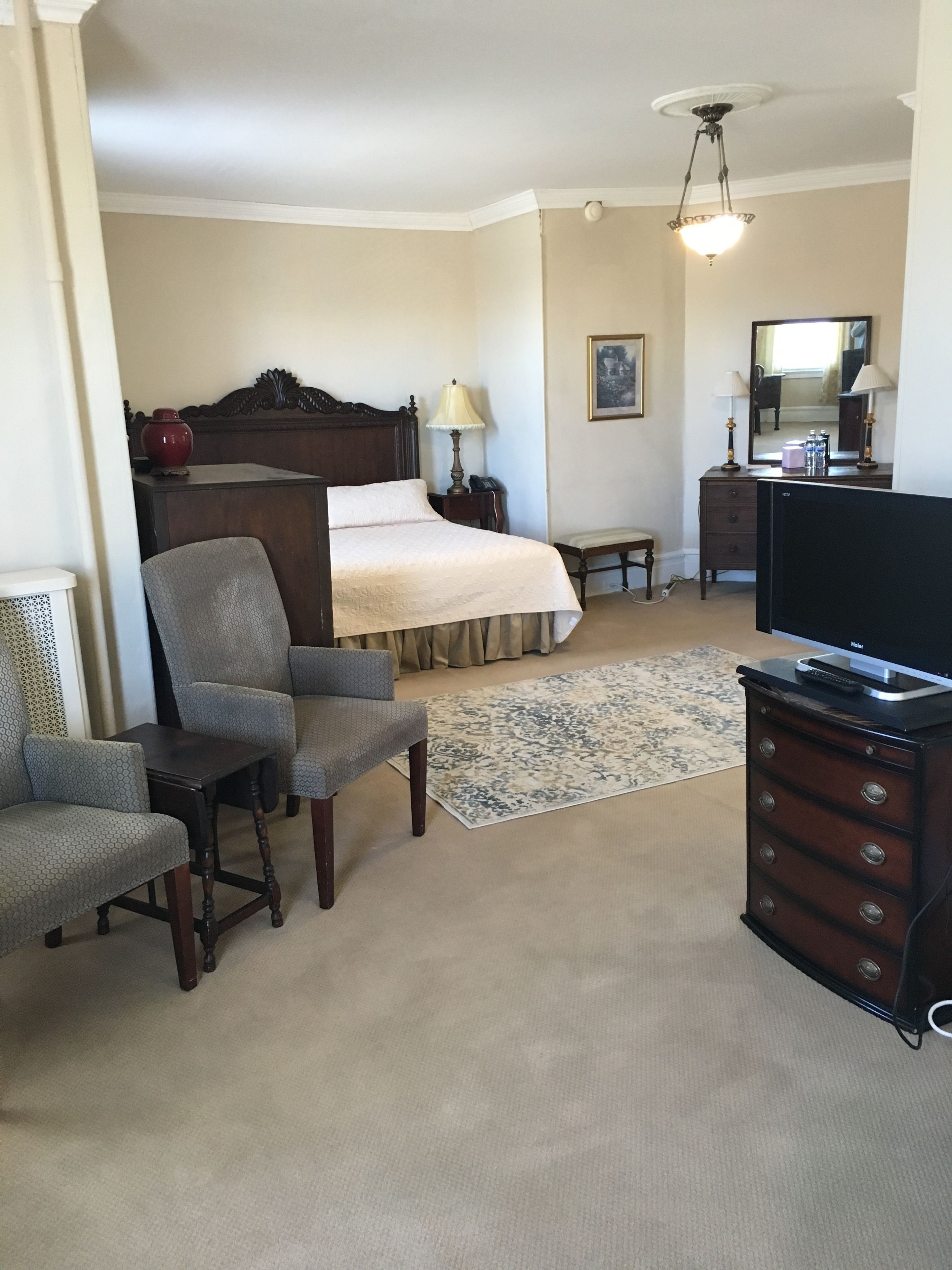 signature studio suite, refrigerator & microwave | 1 bedroom, desk, laptop workspace, iron/ironing board