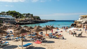 Unclassified image, 4 of 90, button - Apartamentos Mar Blanca (Ciutadella de Menorca)