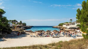 Unclassified image, 5 of 90, button - Apartamentos Mar Blanca (Ciutadella de Menorca)