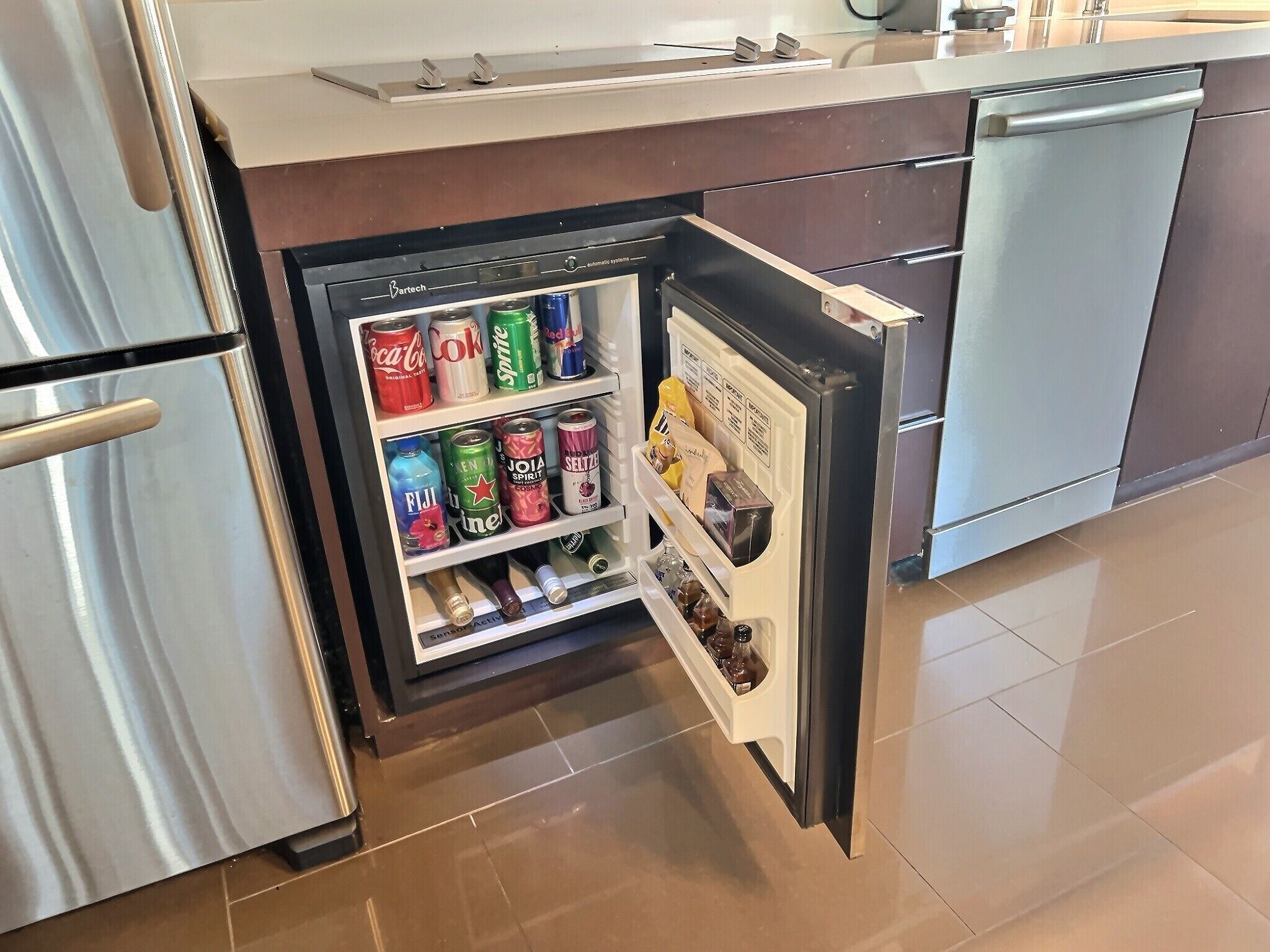 1 bedroom, premium bedding, pillow-top beds, in-room safe