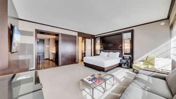 Vdara Studio | Premium bedding, in-room safe, desk, laptop workspace