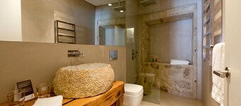 inPatio GuestHouse