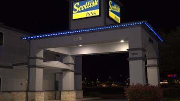 Fachada de la propiedad