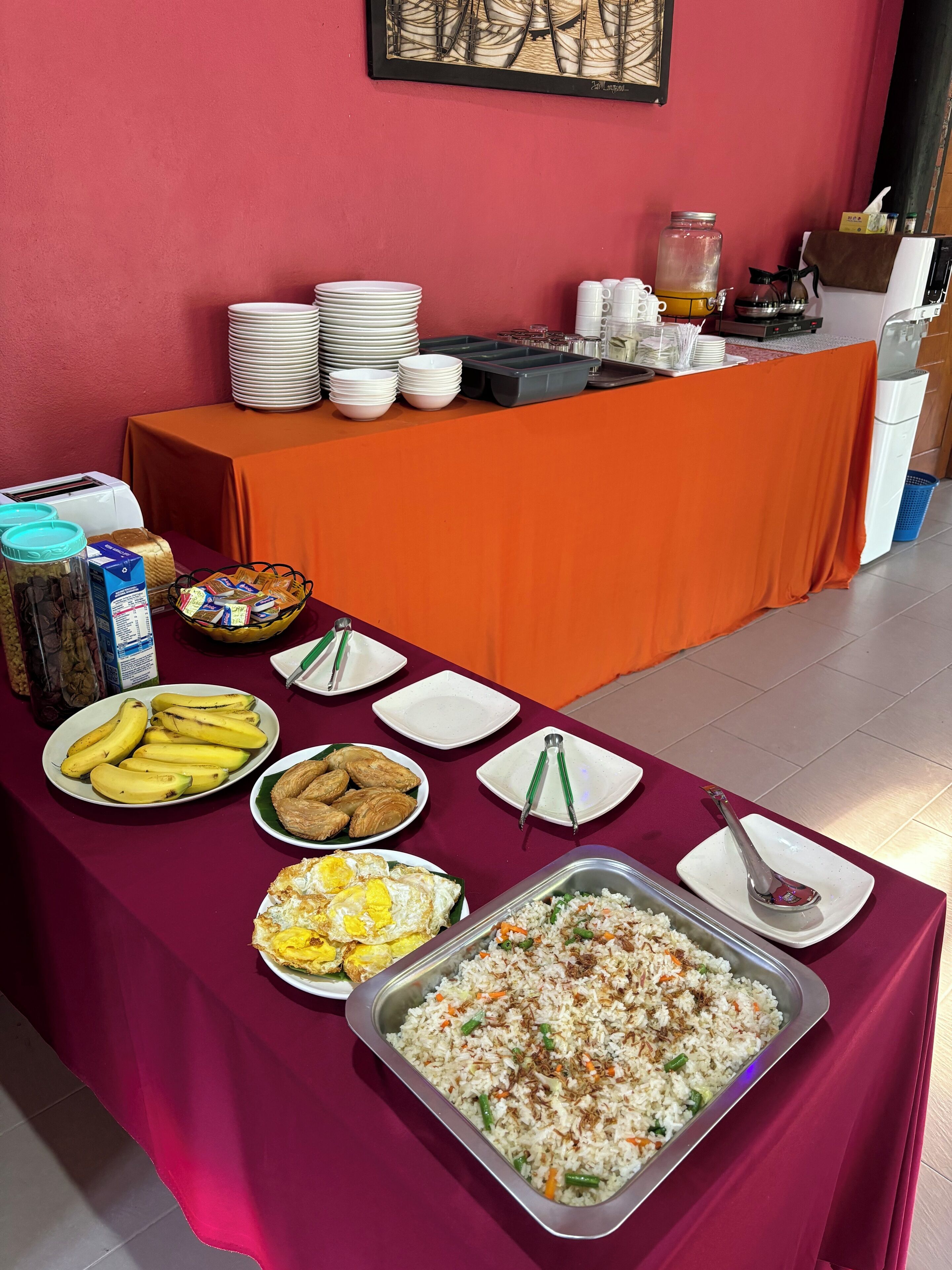 Daily local cuisine breakfast for a fee